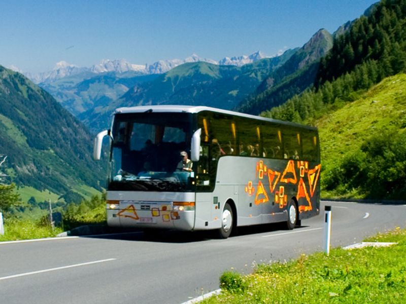 Bus Reisen und Urlaub