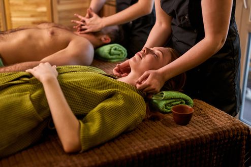 Wellness Arrangement: Massage in der Woche Wellness