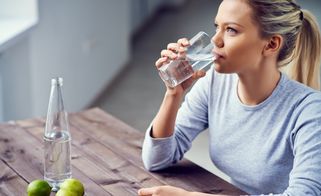 Fasten mit Wasser