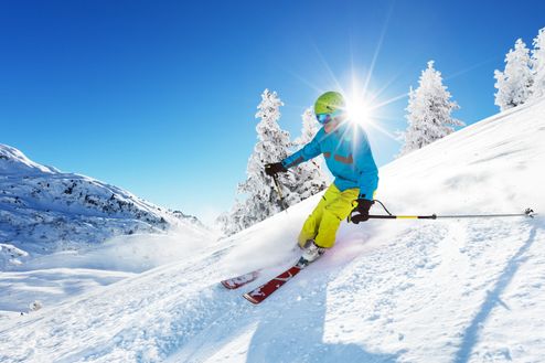 Ski Fahren als Aktivität im Wellnessurlaub im Salzburger Land