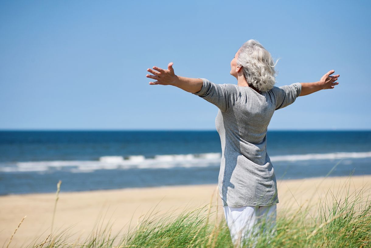 Frau am Meer