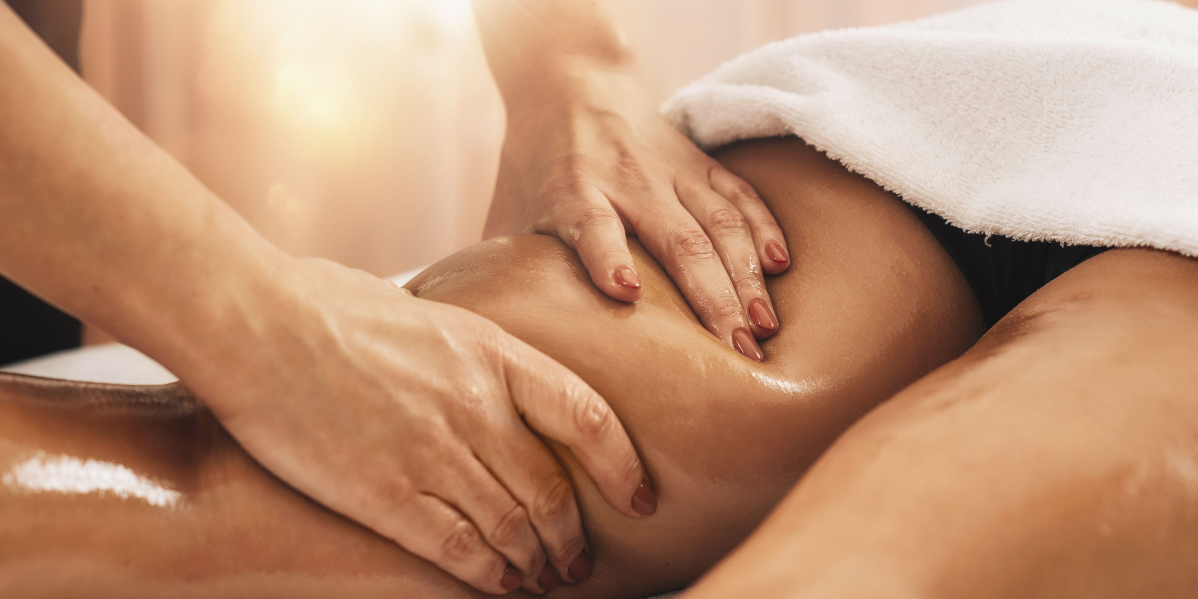 Anti Cellulite Massage mit Öl