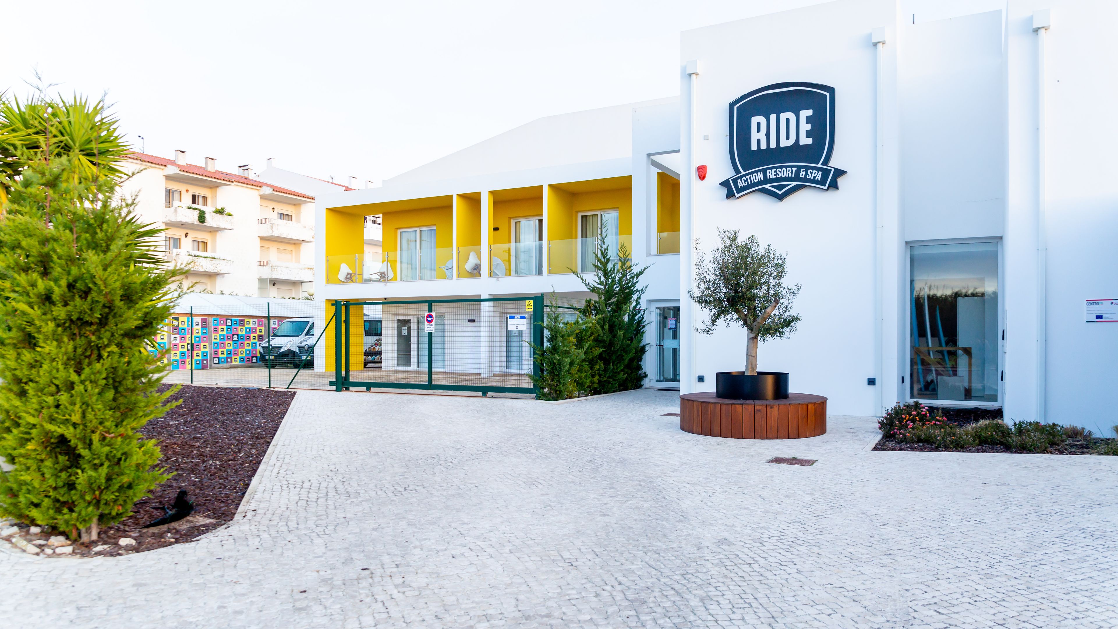 Ride Surf Resort & Spa